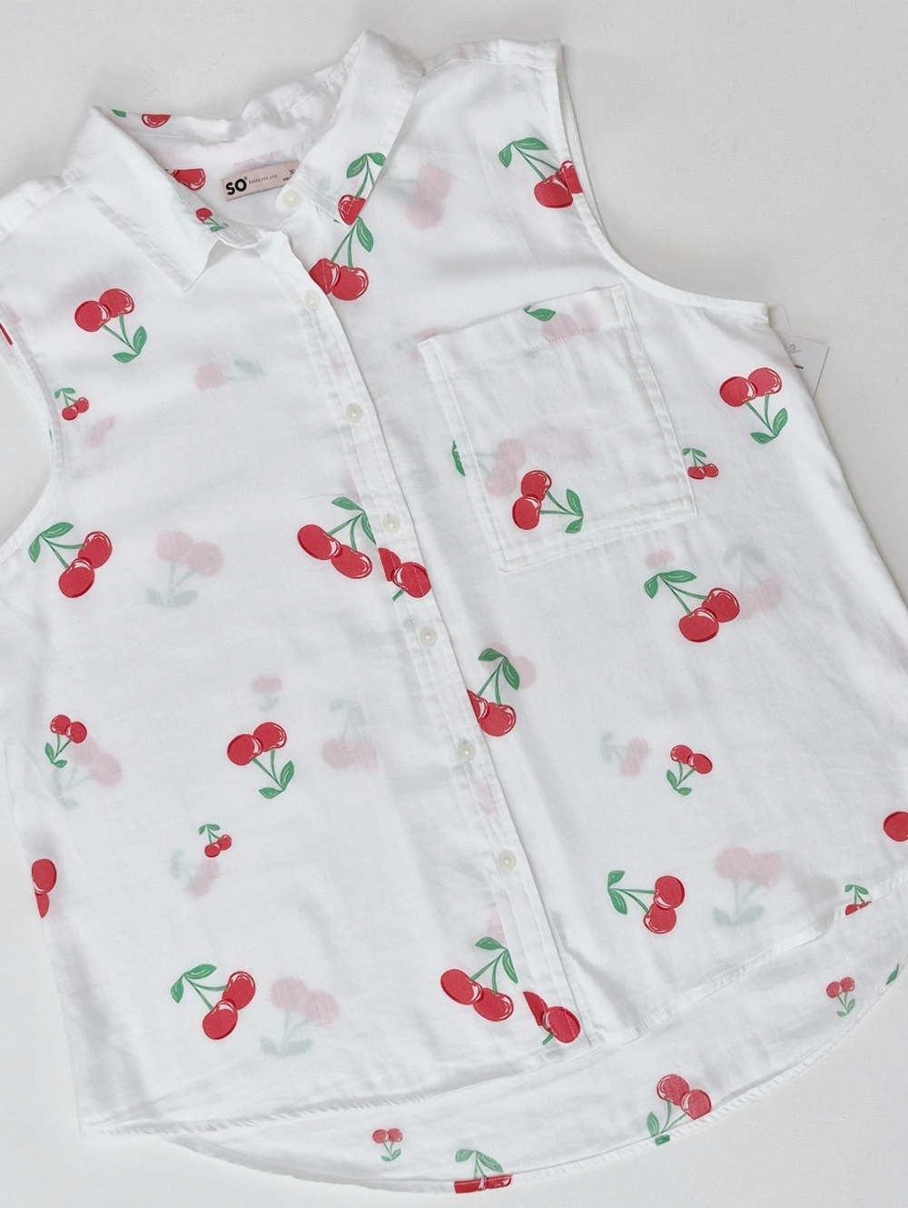 NWT SO Top Sleeveless Button Down White With Cherries